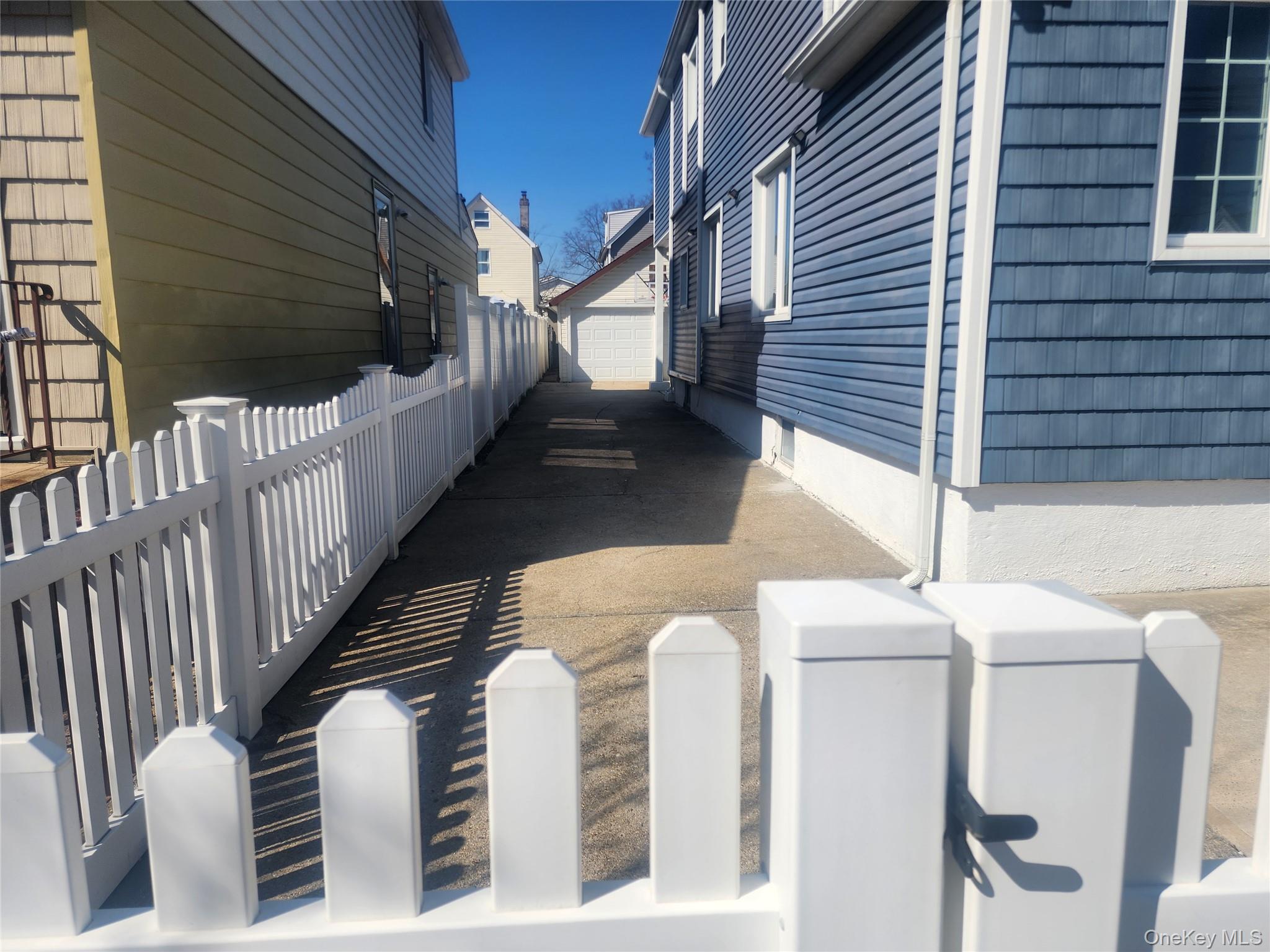 43 Dewitt Street Valley Stream, NY 11580 - Photo 33 of 40