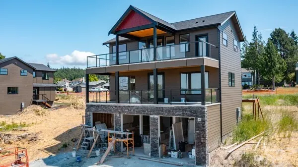 $1,299,000 | 3714 West 3rd Street, Anacortes, WA 98221