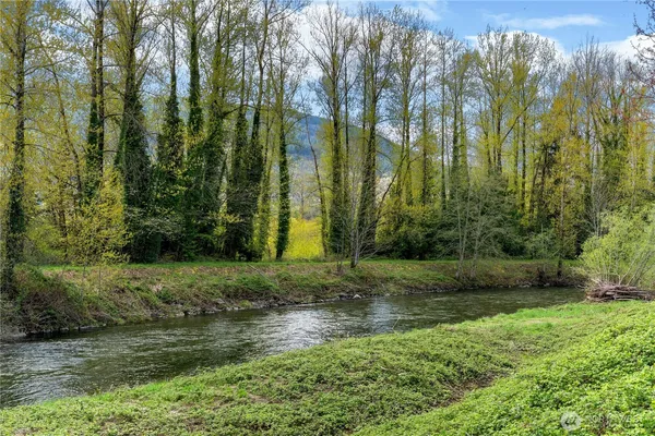 $450,000 | 445 Main Avenue South, Unit 25, North Bend, WA 98045