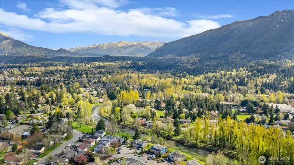 $450,000 | 445 Main Avenue South, Unit 25, North Bend, WA 98045
