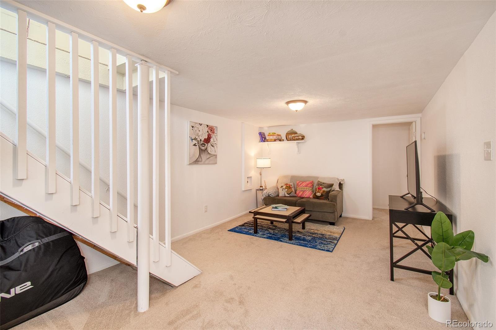 5533 Raritan Way Denver, CO 80221 - Photo 16 of 30