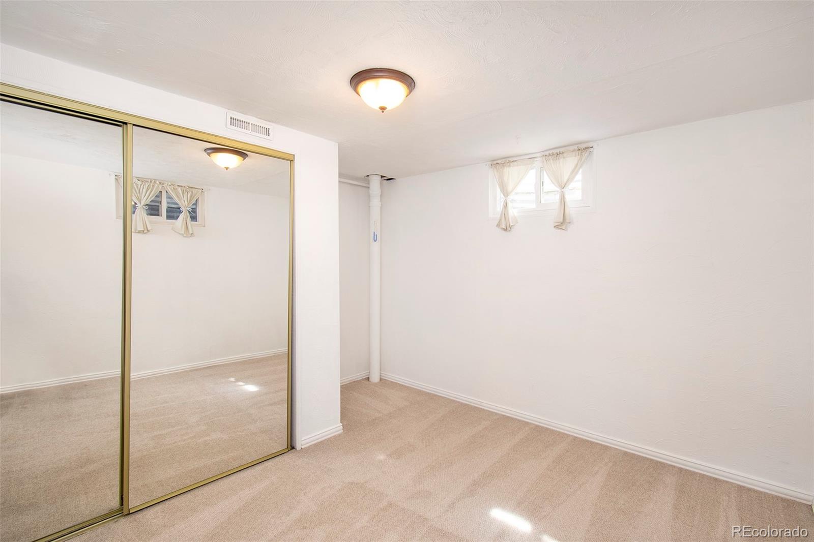 5533 Raritan Way Denver, CO 80221 - Photo 21 of 30