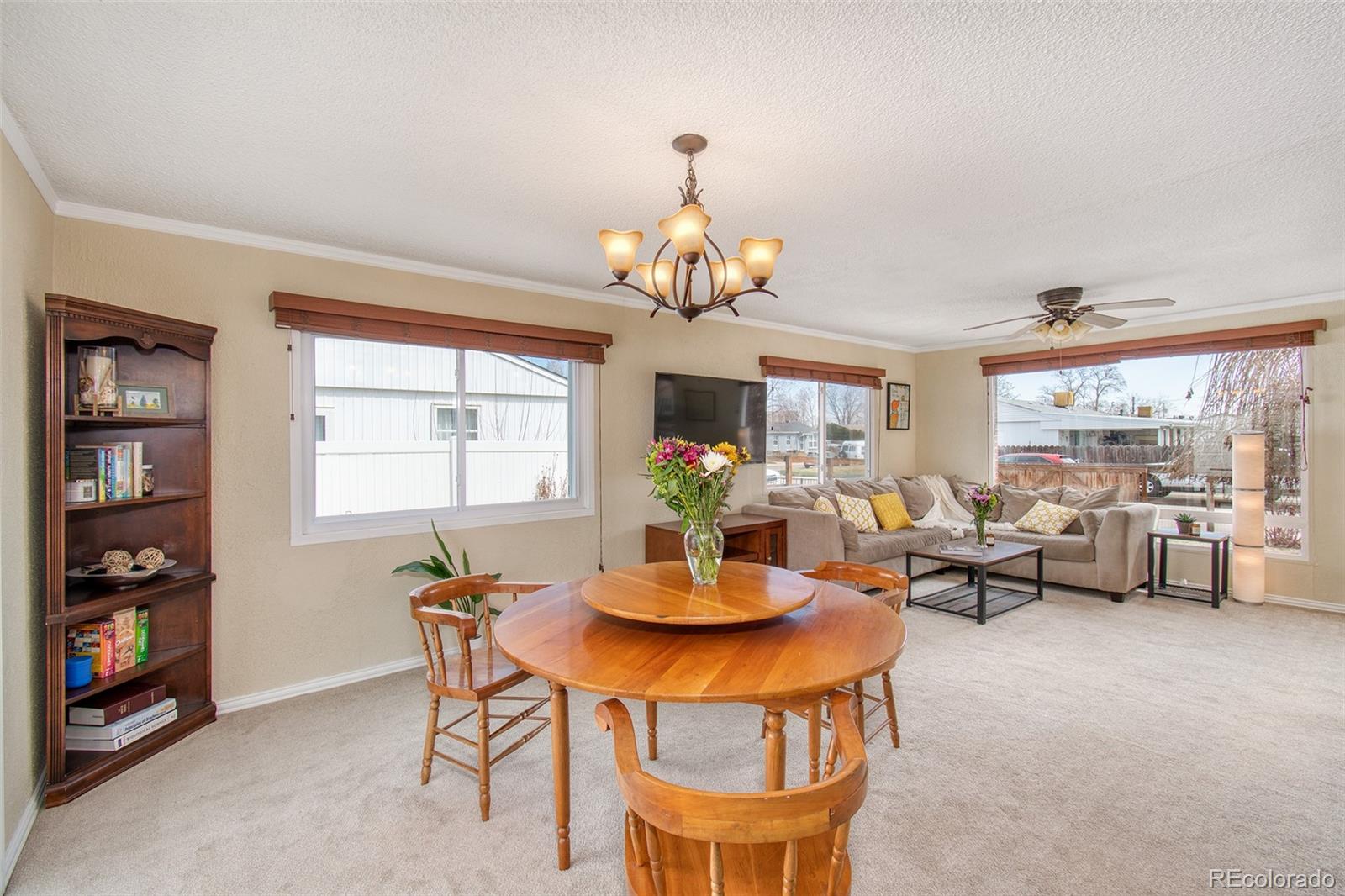 5533 Raritan Way Denver, CO 80221 - Photo 4 of 30