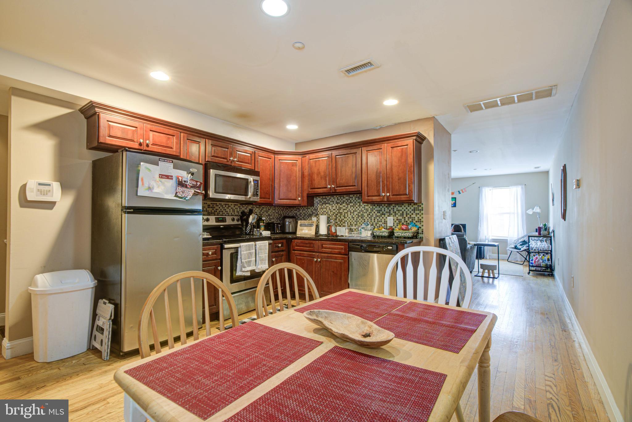 1912 North 18th Street Philadelphia, PA 19121 - Photo 25 of 38 Unit B kitchen