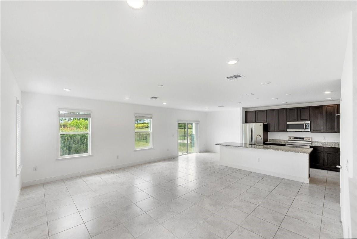9487 Ligorio Way Port St. Lucie, FL 34987 - Photo 5 of 32 Photo 5