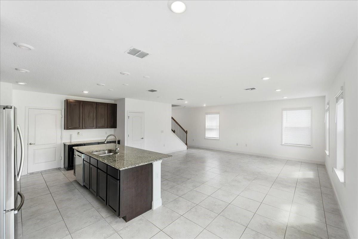 9487 Ligorio Way Port St. Lucie, FL 34987 - Photo 8 of 32 Photo 8