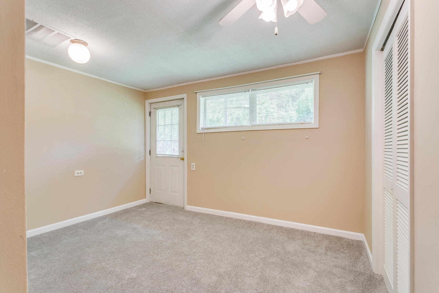 5772 Daniel Boone Road Gate City, VA 24251 - Photo 23 of 34 46