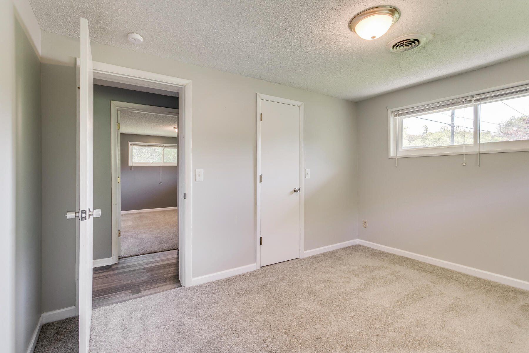 5772 Daniel Boone Road Gate City, VA 24251 - Photo 26 of 34 52