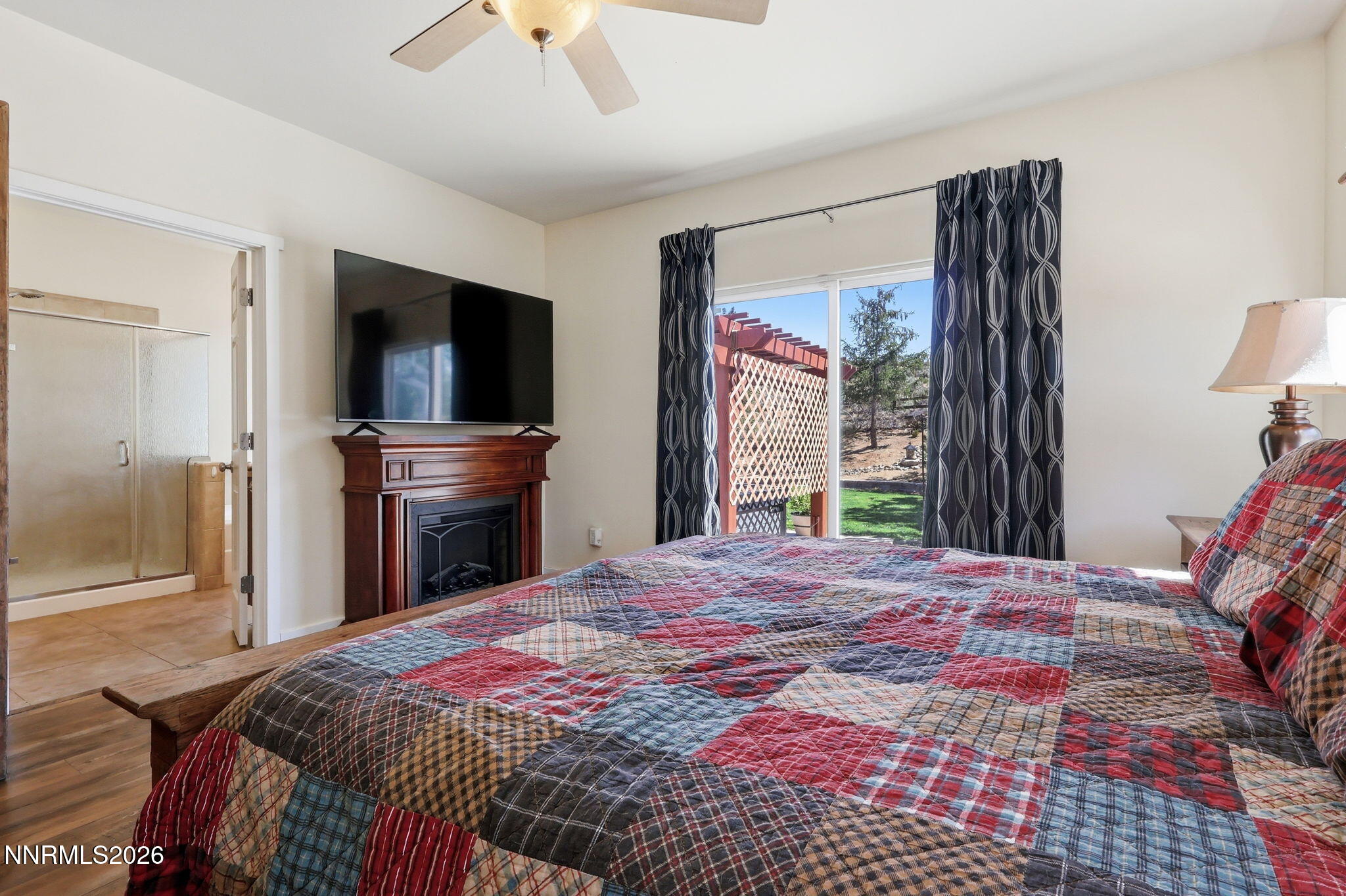 789 Country View Court Reno, NV 89506 - Photo 17 of 54 17-web-or-mls-IMG_3113_autoremove_512579