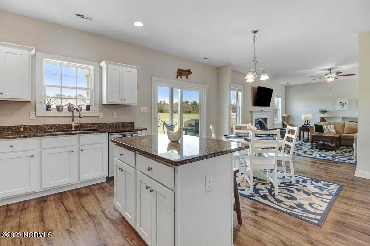 407 Pointe Drive La Grange, NC 28551 - Photo 15 of 41 407 Pointe Dr-29