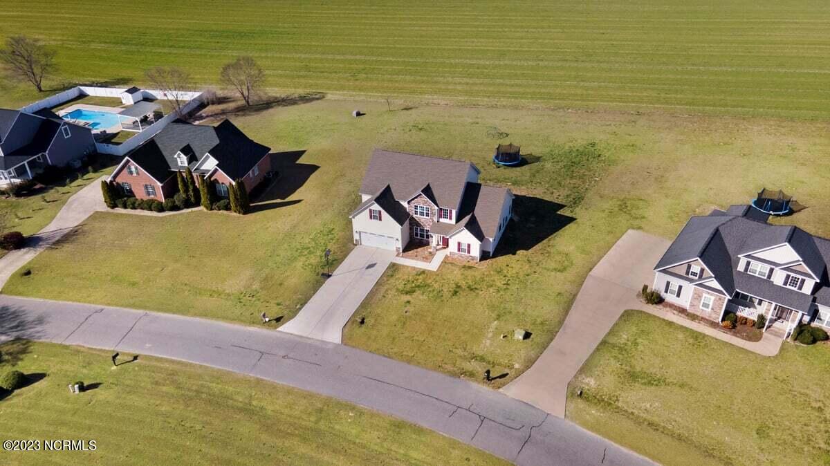 407 Pointe Drive La Grange, NC 28551 - Photo 37 of 41 407 Pointe Dr-12