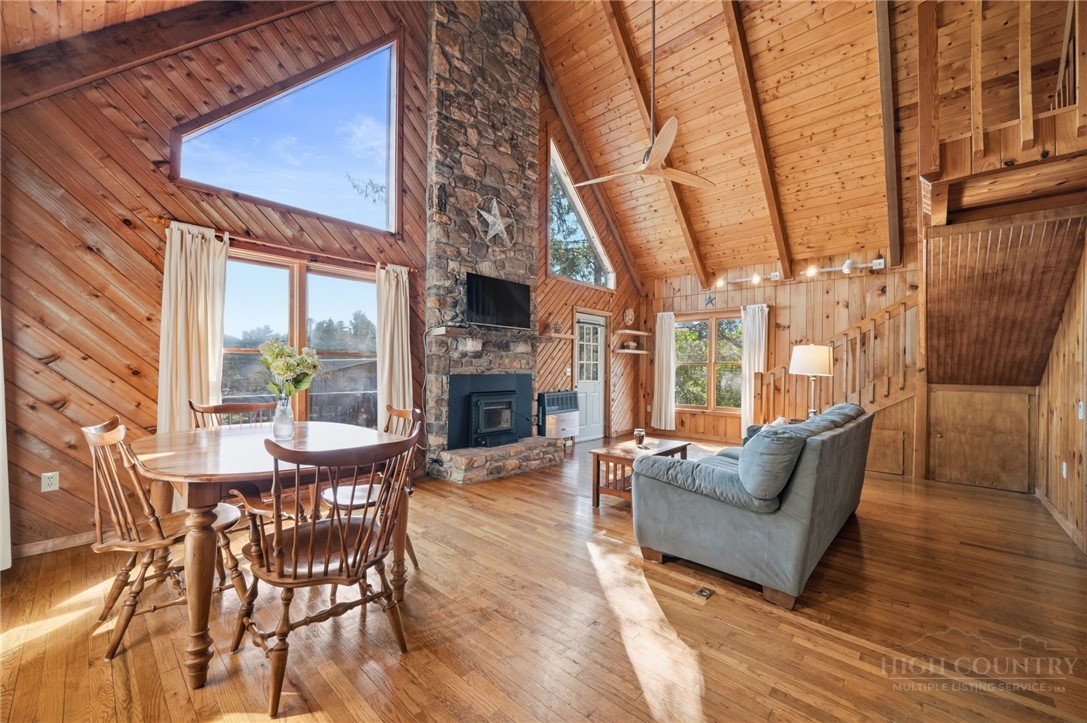 83 Pine Ridge Loop Newland, NC 28657 - Photo 3 of 32