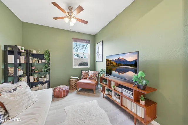 $395,000 | 2303 West Desert Lane, Phoenix, AZ 85041