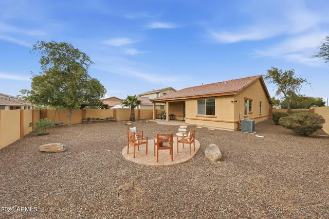 $395,000 | 2303 West Desert Lane, Phoenix, AZ 85041