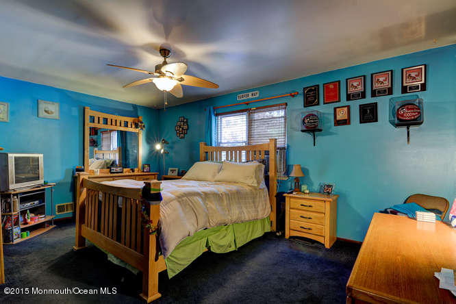 805 Cassville Road Jackson, NJ 08527 - Photo 21 of 36 805 Cassville Rd Jackson NJ-small-019-Be