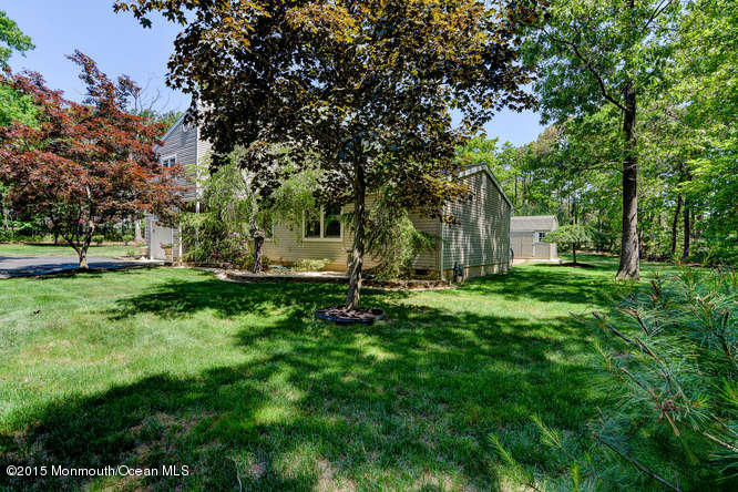805 Cassville Road Jackson, NJ 08527 - Photo 33 of 36 805 Cassville Rd Jackson NJ-small-032-Ba
