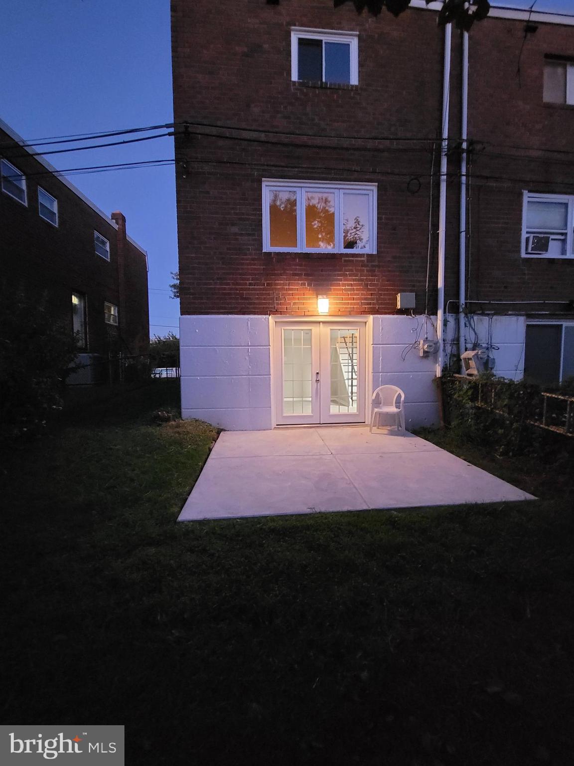 2868 Welsh Road Philadelphia, PA 19152 - Photo 20 of 22 Exterior rear