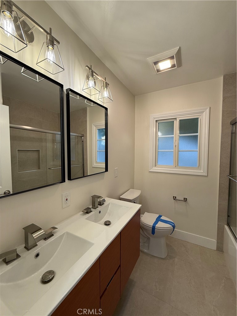 9123 Woodley Avenue North Hills, CA 91343 - Photo 19 of 33