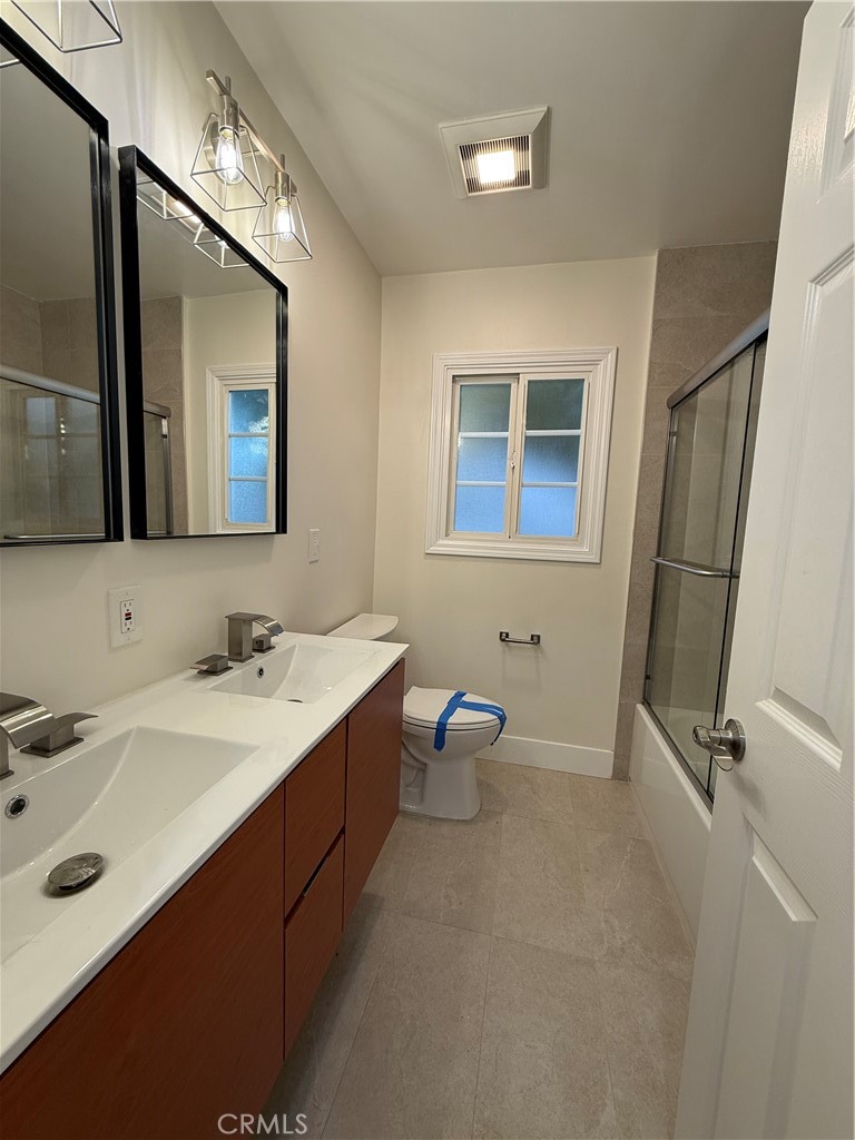 9123 Woodley Avenue North Hills, CA 91343 - Photo 22 of 33