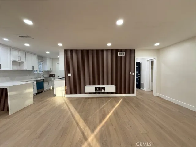 $4,500 | 9123 Woodley Avenue, North Hills, CA 91343