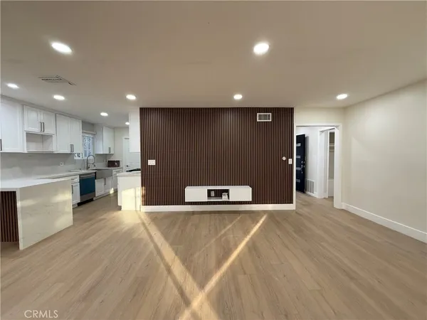 $3,999 | 9123 Woodley Avenue, North Hills, CA 91343