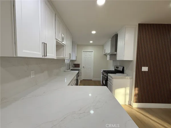 $3,999 | 9123 Woodley Avenue, North Hills, CA 91343