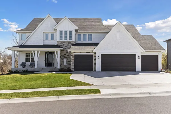 $1,850,000 | 16865 46th Avenue North, Plymouth, MN 55446