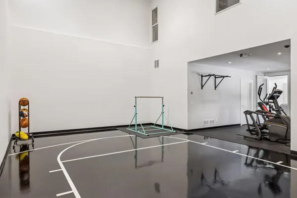 $1,850,000 | 16865 46th Avenue North, Plymouth, MN 55446