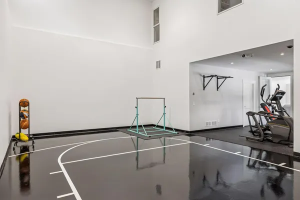 $1,850,000 | 16865 46th Avenue North, Plymouth, MN 55446