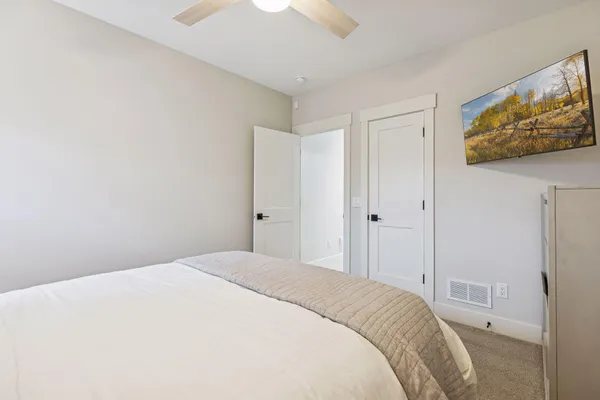 $1,850,000 | 16865 46th Avenue North, Plymouth, MN 55446