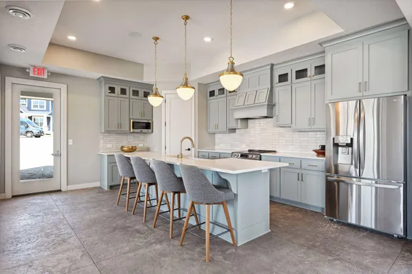 $1,850,000 | 16865 46th Avenue North, Plymouth, MN 55446