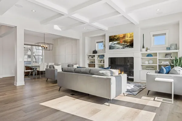 $1,850,000 | 16865 46th Avenue North, Plymouth, MN 55446