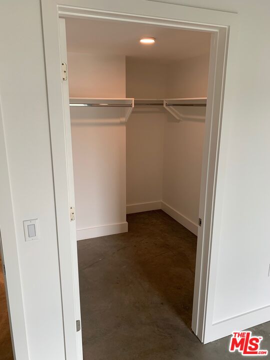 4210 Del Rey Avenue, Unit 301 Marina del Rey, CA 90292 - Photo 14 of 22
