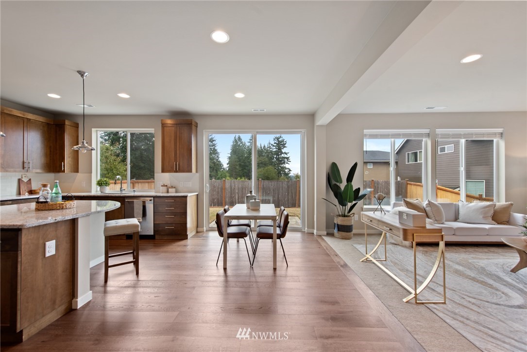 17511 Meridian Place West Bothell, WA 98012 - Photo 3 of 31