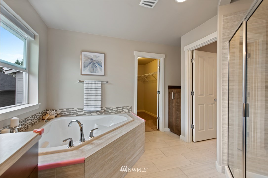 17511 Meridian Place West Bothell, WA 98012 - Photo 22 of 31