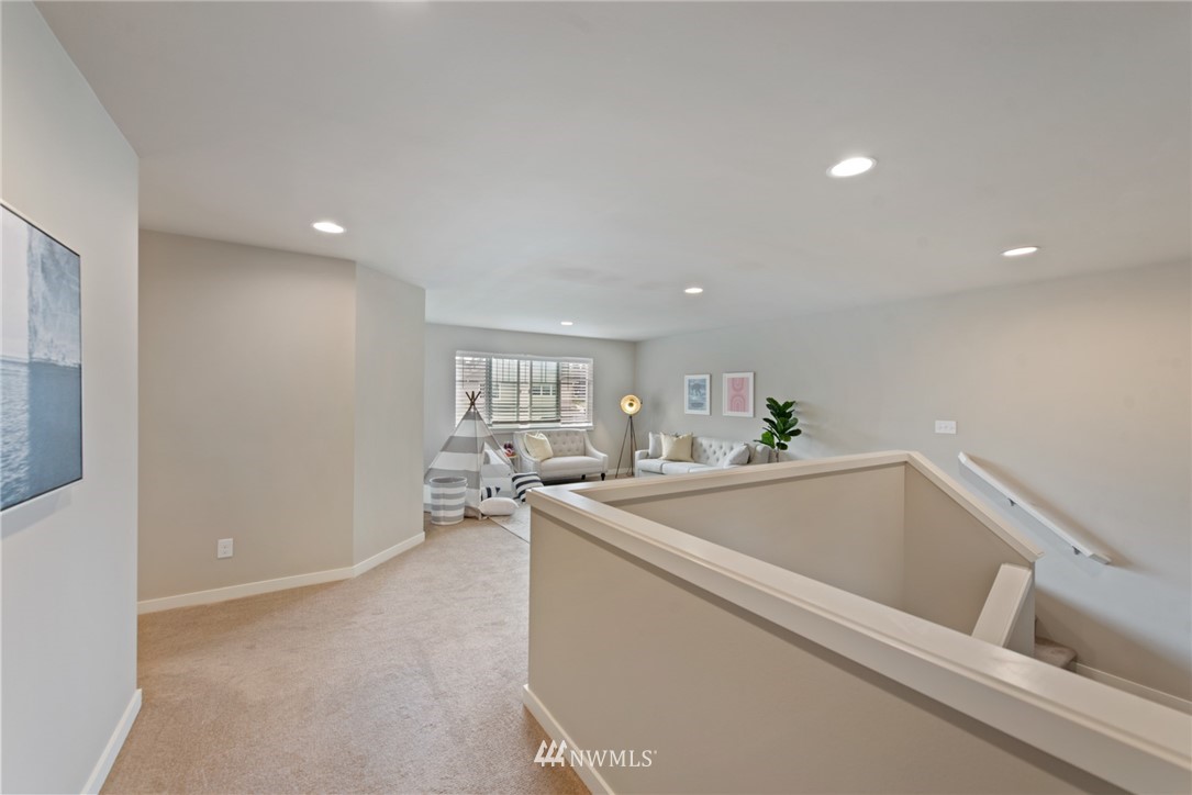 17511 Meridian Place West Bothell, WA 98012 - Photo 24 of 31