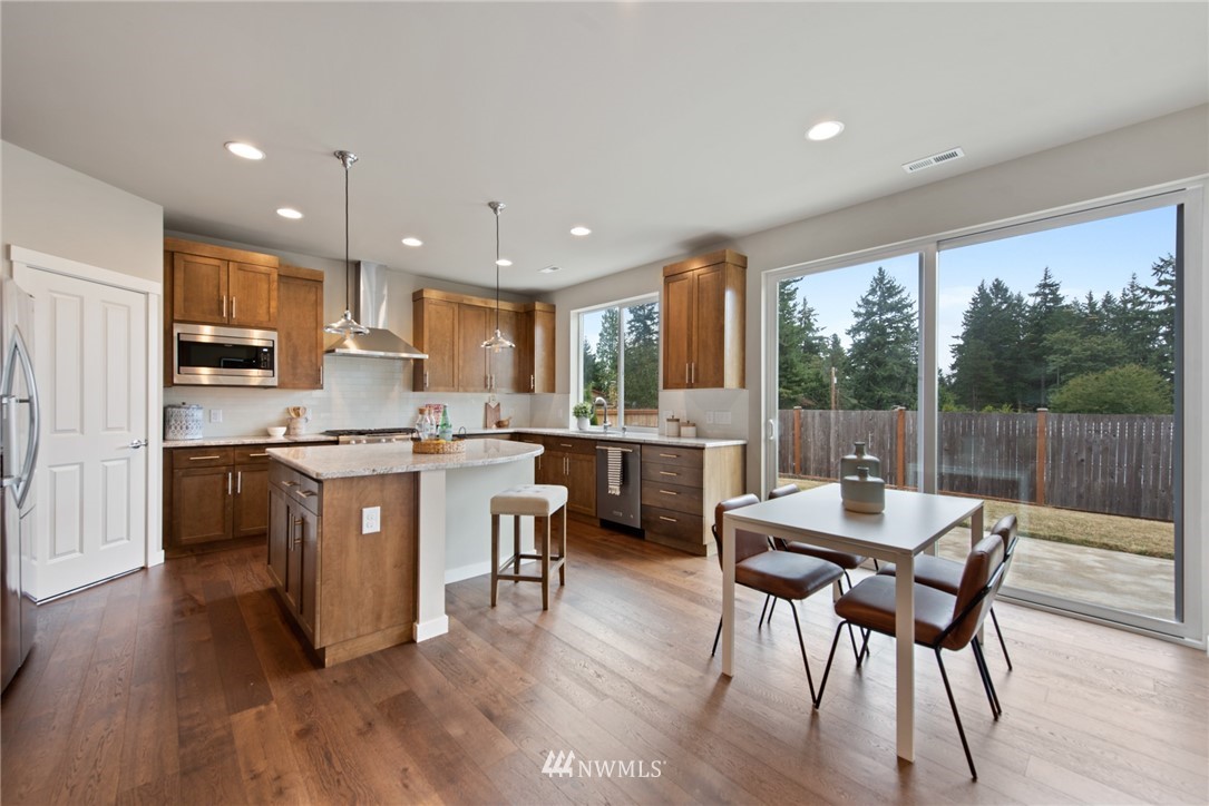 17511 Meridian Place West Bothell, WA 98012 - Photo 6 of 31