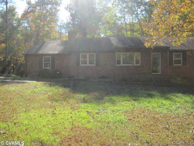4031 North Hen Peck Road Quinton, VA 23141 - Photo 1 of 7 Exterior Front