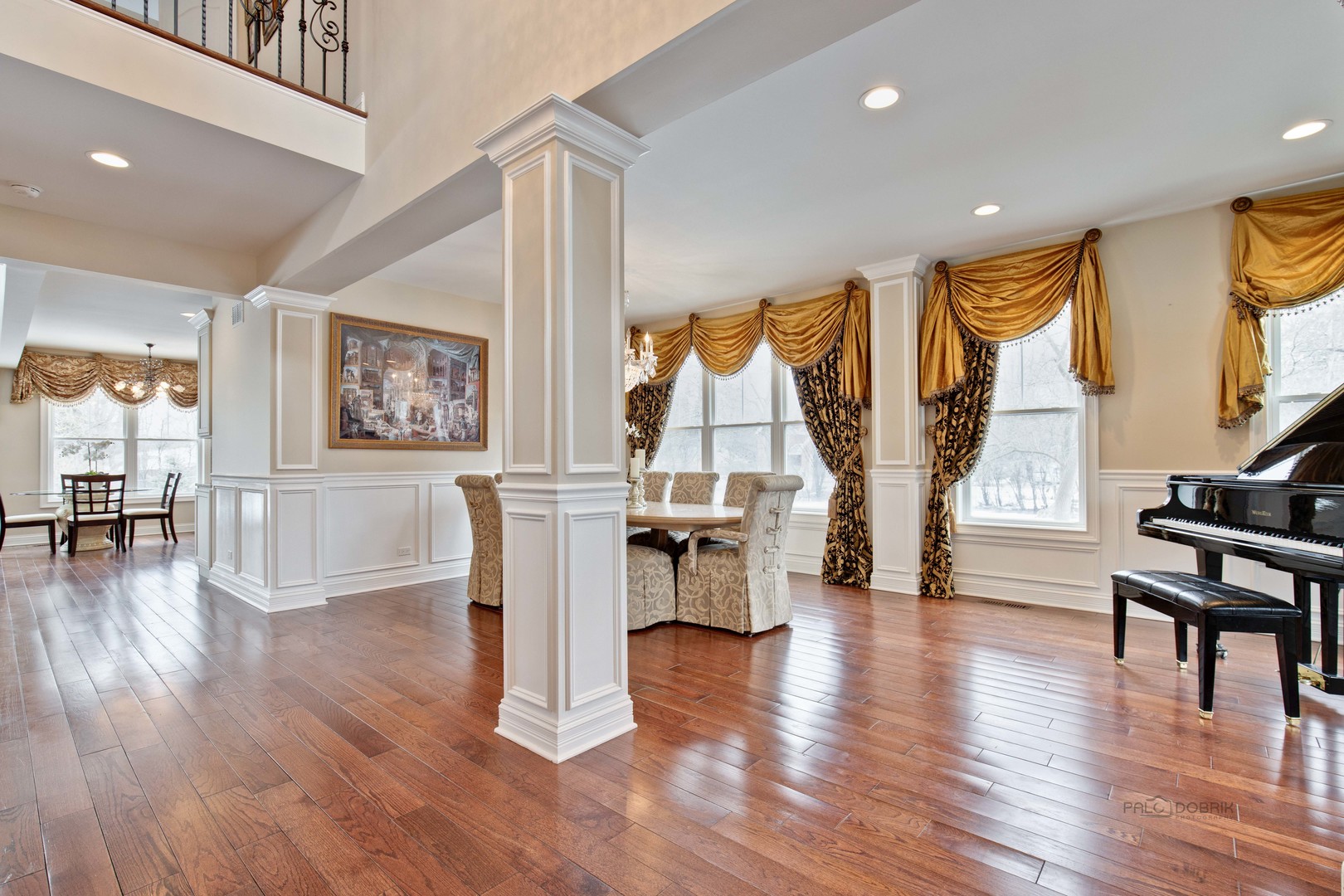 1557 Harding Road Northfield, IL 60093 - Photo 11 of 54 Gallery Image 11