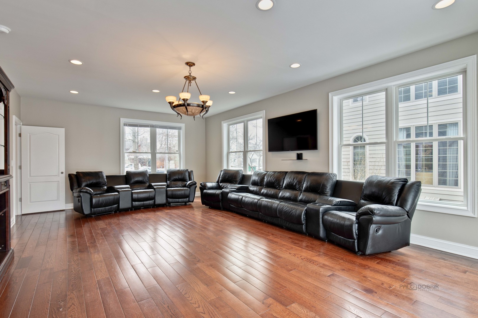 1557 Harding Road Northfield, IL 60093 - Photo 26 of 54 Gallery Image 26