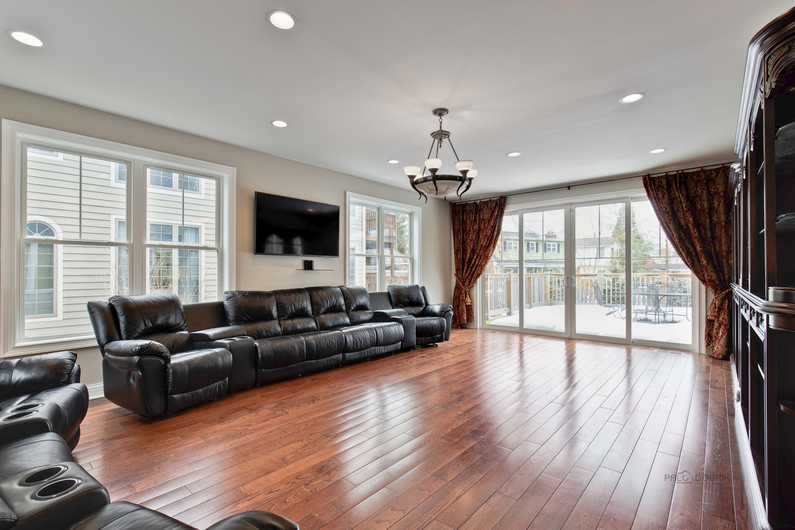1557 Harding Road Northfield, IL 60093 - Photo 27 of 54 Gallery Image 27