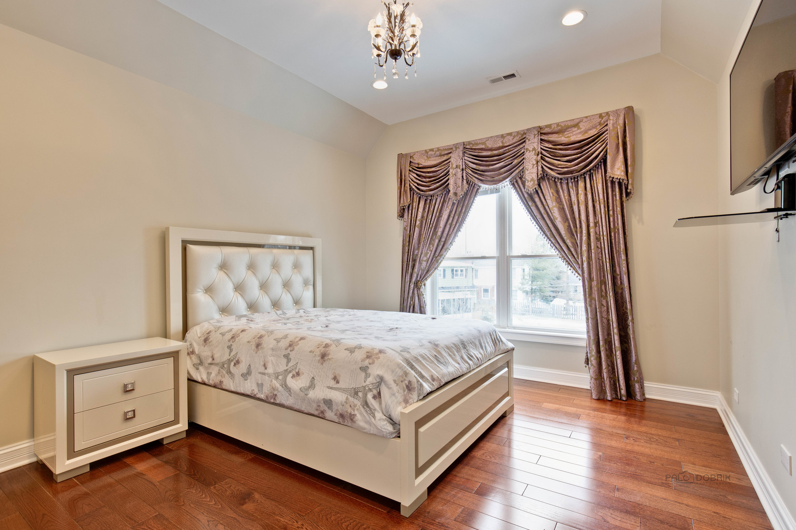 1557 Harding Road Northfield, IL 60093 - Photo 42 of 54 Gallery Image 42