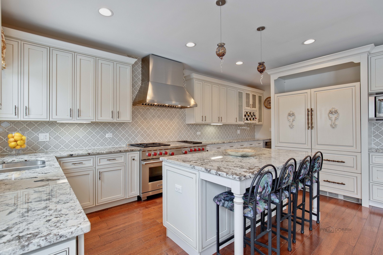 1557 Harding Road Northfield, IL 60093 - Photo 6 of 54 Gallery Image 6
