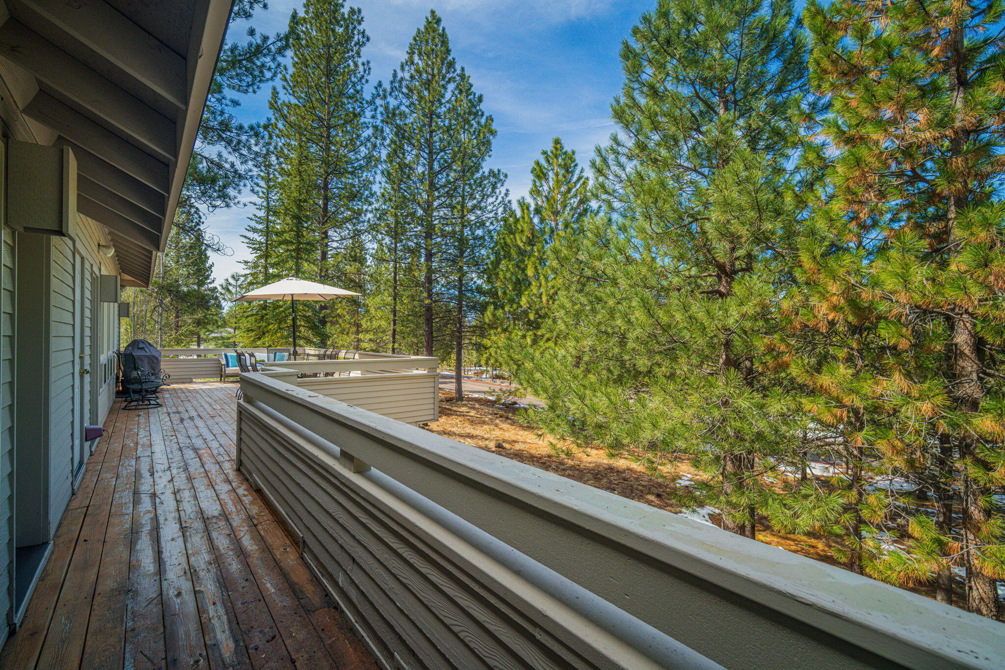 17948 Shadow Lane, Unit 7 Sunriver, OR 97707 - Photo 74 of 92 a view of swimming pool from a balcony