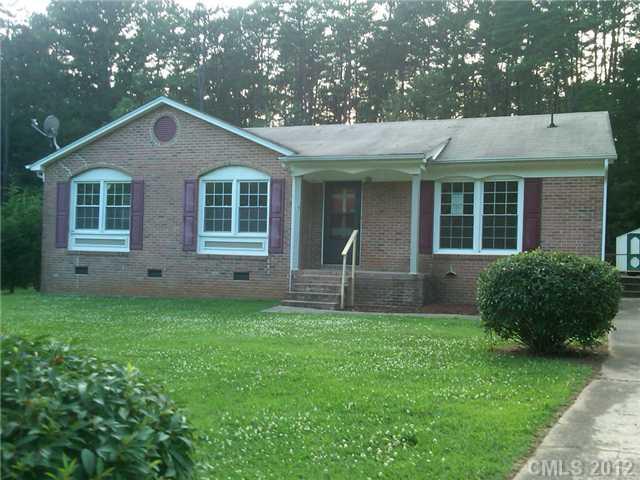 621 Ralph Handsel Boulevard Stanley, NC 28164 - Photo 1 of 16 Gallery Image 1