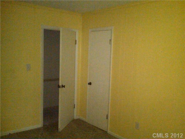 621 Ralph Handsel Boulevard Stanley, NC 28164 - Photo 7 of 16 Gallery Image 7