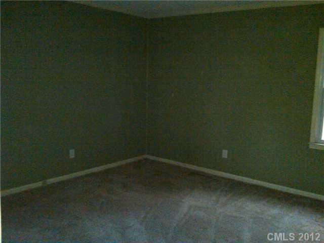 621 Ralph Handsel Boulevard Stanley, NC 28164 - Photo 10 of 16 Gallery Image 10
