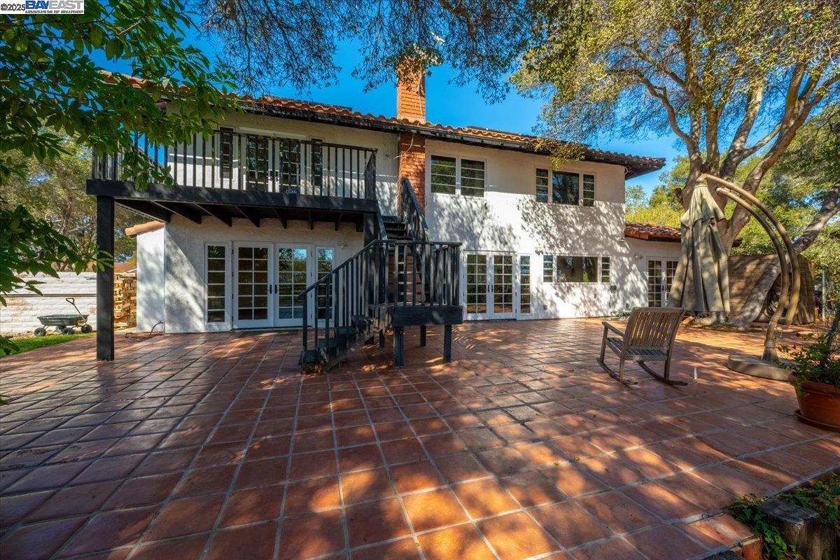 298 St Andrews Way Lompoc, CA 93436 - Photo 36 of 56 a view of a house with a patio