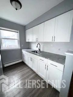 $1,700 | 117 West 3rd Avenue, Unit 9, Roselle, NJ 07203