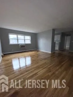 $1,700 | 117 West 3rd Avenue, Unit 9, Roselle, NJ 07203